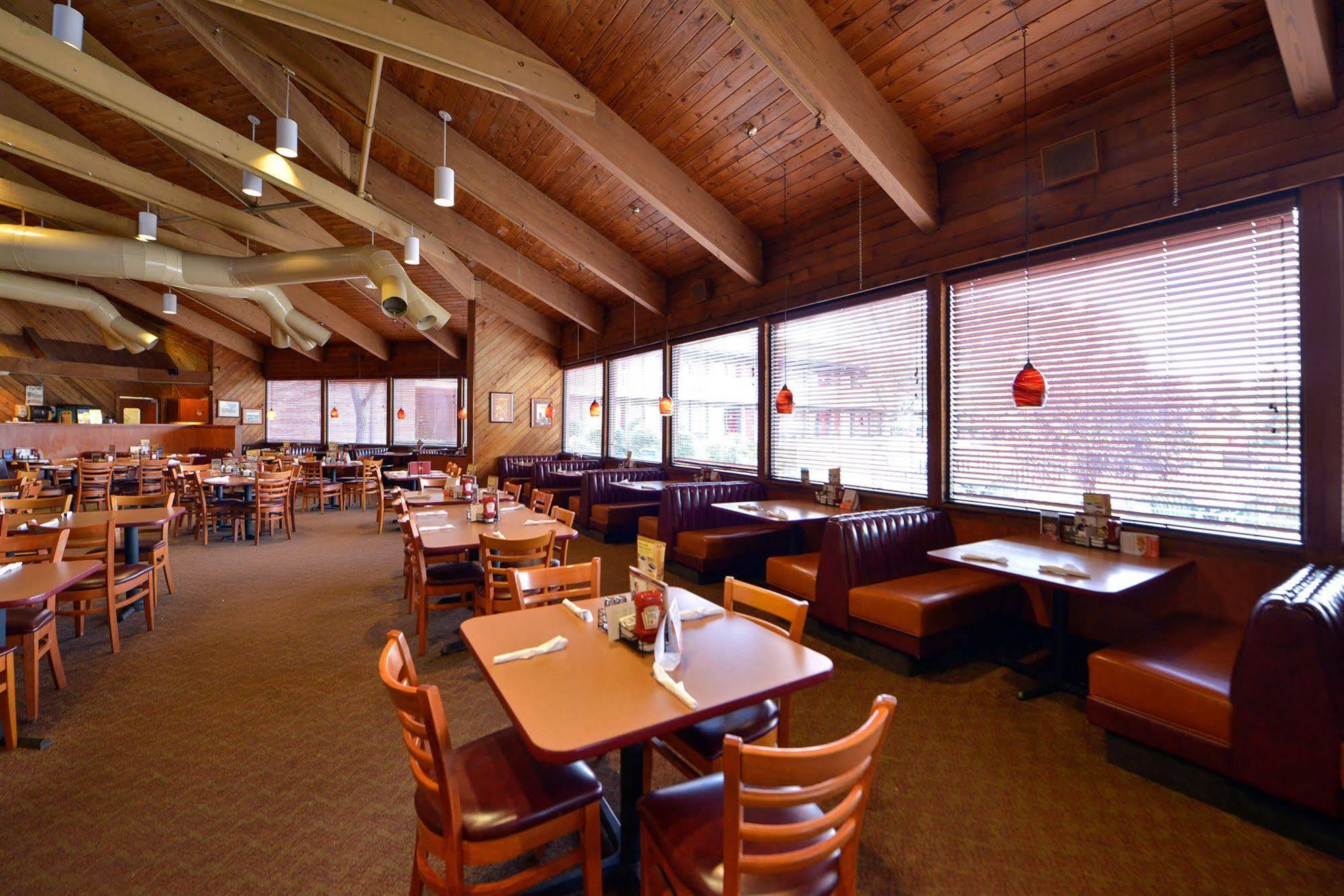 Days Inn By Wyndham Doswell \/ Kings Dominion Area Zewnętrze zdjęcie